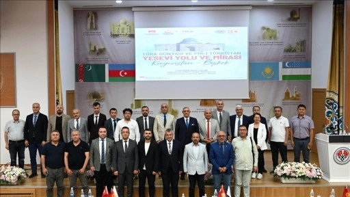 Kırgızistan'da 'Türk Dünyası ve Pir-i Türkistan: Yesevi Yolu ve Mirası' paneli düzenlendi